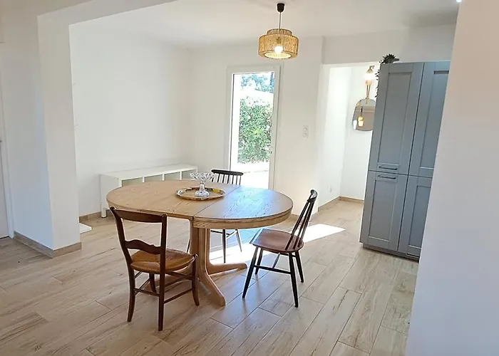 Graine Des Pins, 14 Personnes, Proche Ocean * Biscarrosse